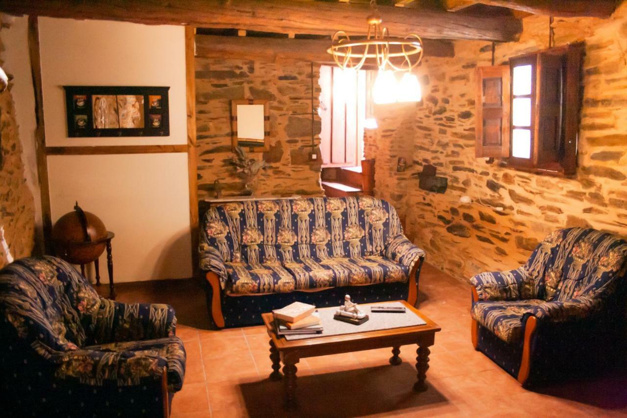 Casa Rural Bierzo Encantado Valle de Finolledo Esterno foto